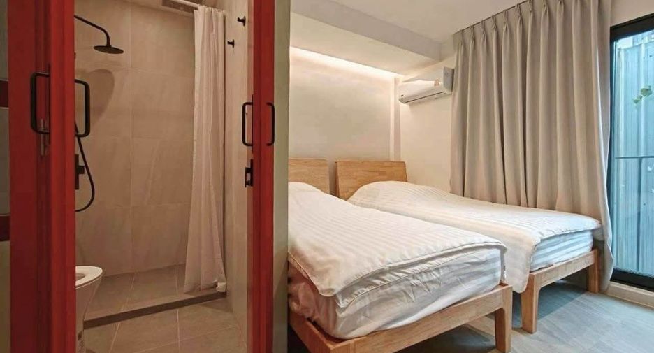 Gewerbefläche zur Miete mit 4 Zimmer in Khlong Toei, Bangkok