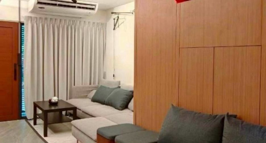 Gewerbefläche zur Miete mit 4 Zimmer in Khlong Toei, Bangkok