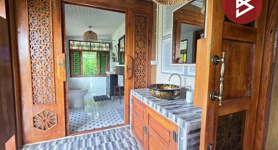 Casa en venta de 2 habitaciones en Tha Yang, Phetchaburi