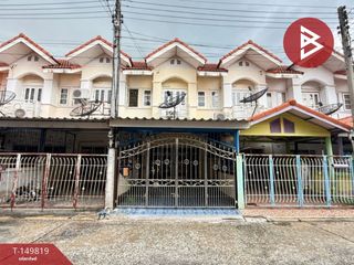 For sale 2 bedrooms townhouse in Nakhon Chai Si, Nakhon Pathom