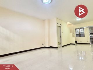 For sale 2 bedrooms townhouse in Nakhon Chai Si, Nakhon Pathom