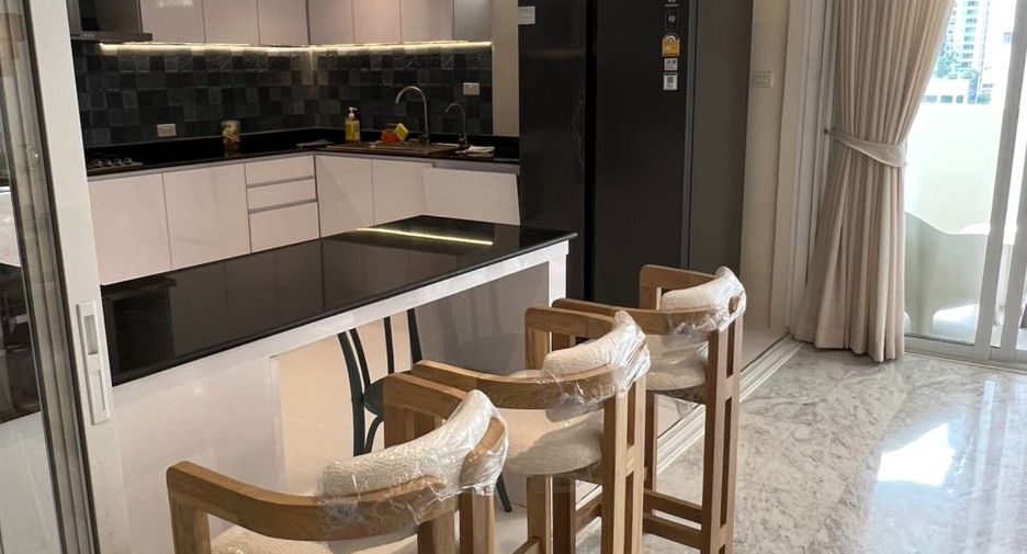 Condo en venta de 4 habitaciones en Watthana, Bangkok