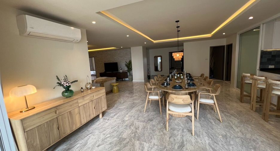 Condo en venta de 4 habitaciones en Watthana, Bangkok