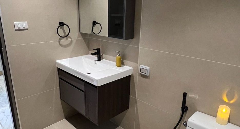 Condo en venta de 4 habitaciones en Watthana, Bangkok