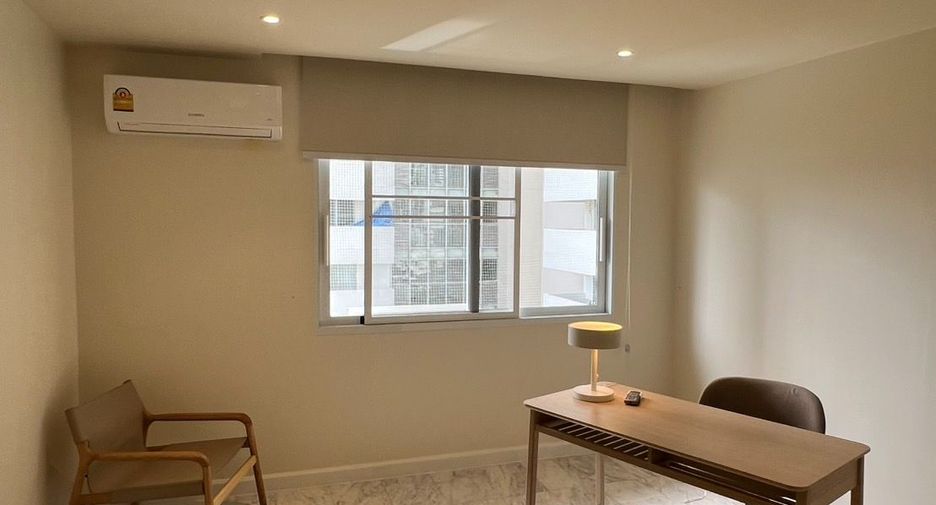 Condo en venta de 4 habitaciones en Watthana, Bangkok