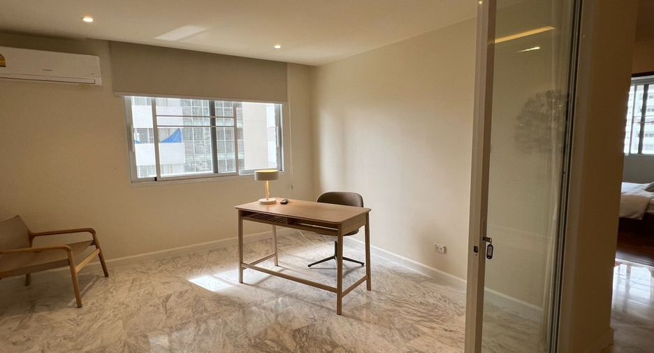 Condo en venta de 4 habitaciones en Watthana, Bangkok