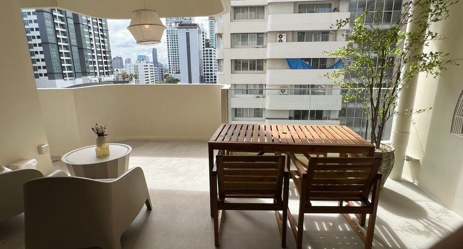 Condo en venta de 4 habitaciones en Watthana, Bangkok