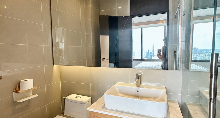 Wohnung zum Kauf mit 3 Zimmer in Bang Rak, Bangkok
