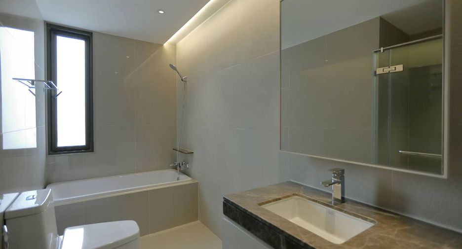 Apartamento con servicios en alquiler de 3 habitaciones en Watthana, Bangkok