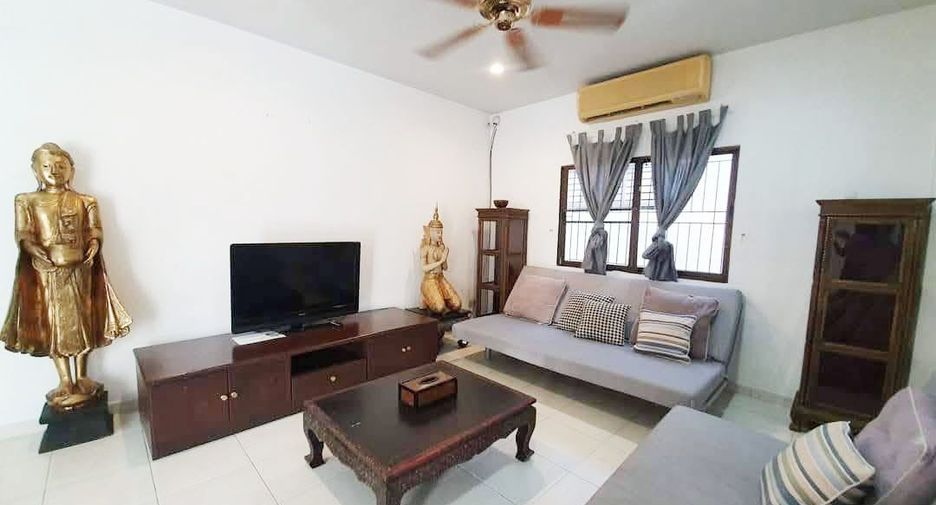 For rent 4 bedrooms villa in Jomtien, Pattaya