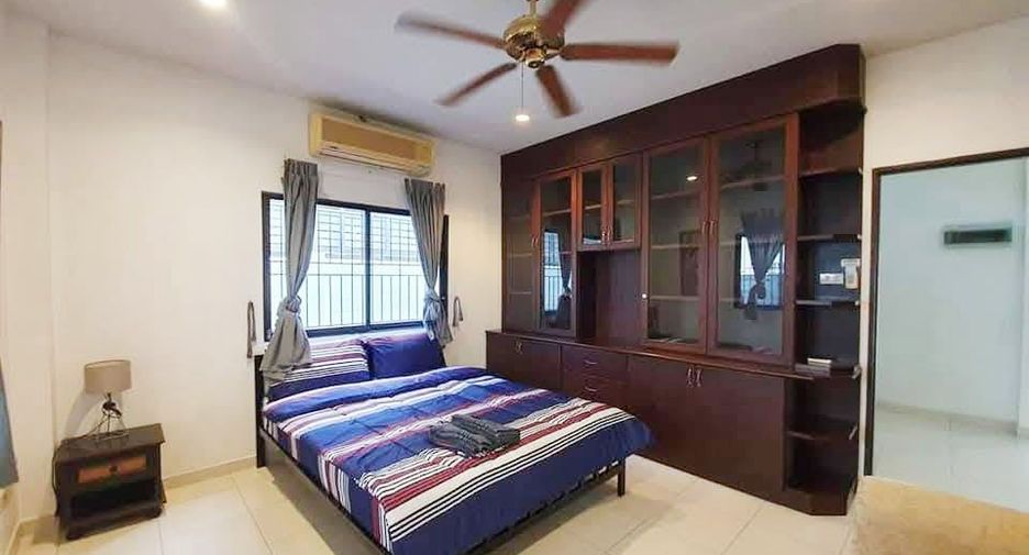 For rent 4 bedrooms villa in Jomtien, Pattaya