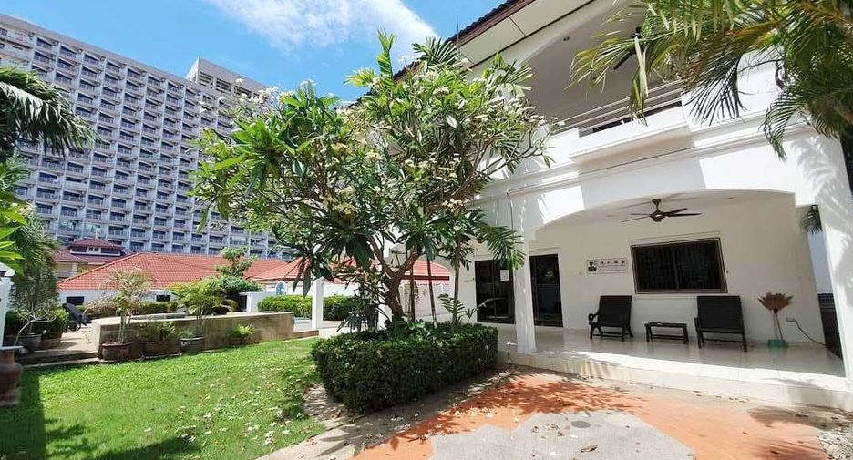 For rent 4 bedrooms villa in Jomtien, Pattaya