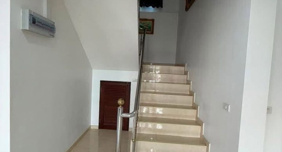 For rent 3 bedrooms house in Bang Lamung, Chonburi