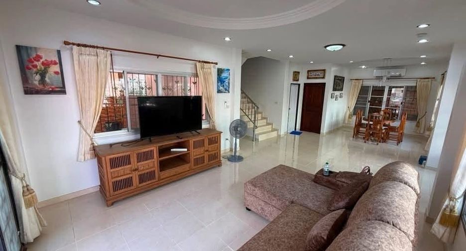 For rent 3 bedrooms house in Bang Lamung, Chonburi