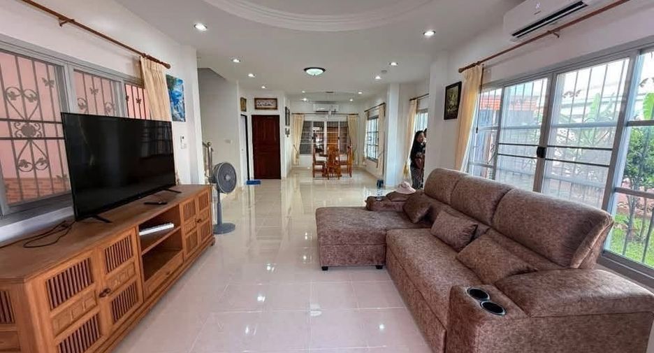 For rent 3 bedrooms house in Bang Lamung, Chonburi