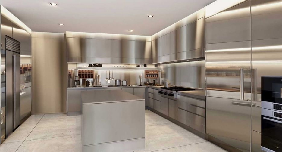 Condo en venta de 4 habitaciones en Khlong Toei, Bangkok