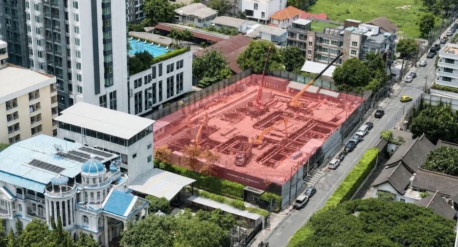 Condo en venta de 4 habitaciones en Khlong Toei, Bangkok