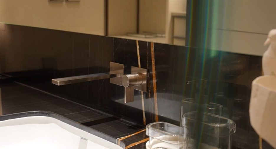 Condo en venta de 4 habitaciones en Khlong Toei, Bangkok