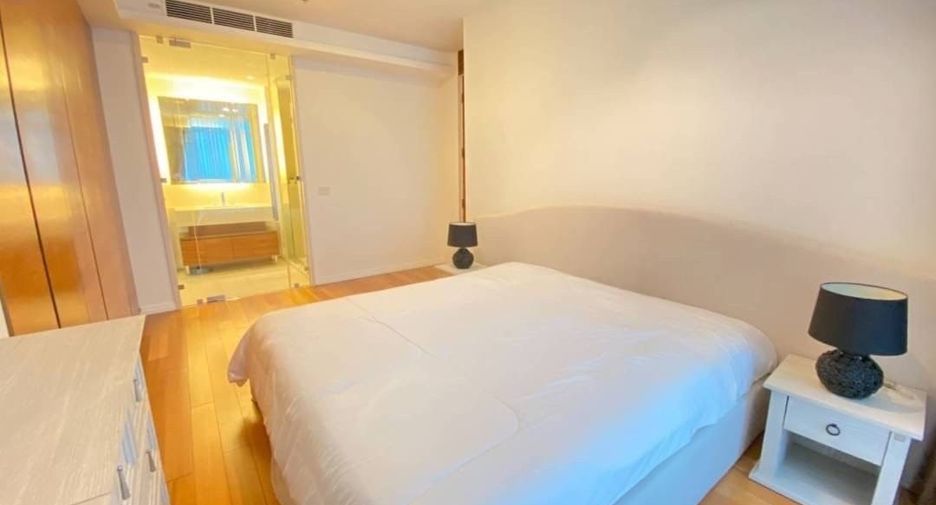For rent 1 bed condo in Sathon, Bangkok