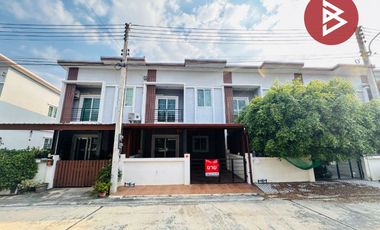 Casa adosada en venta de 3 habitaciones en Mueang Nakhon Pathom, Nakhon Pathom