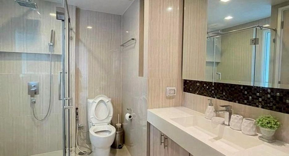 For rent 1 bed condo in Watthana, Bangkok