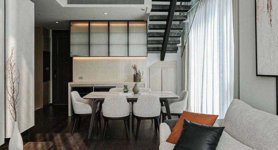 À louer et à vendre 2 chambres condo à Khlong Toei, Bangkok