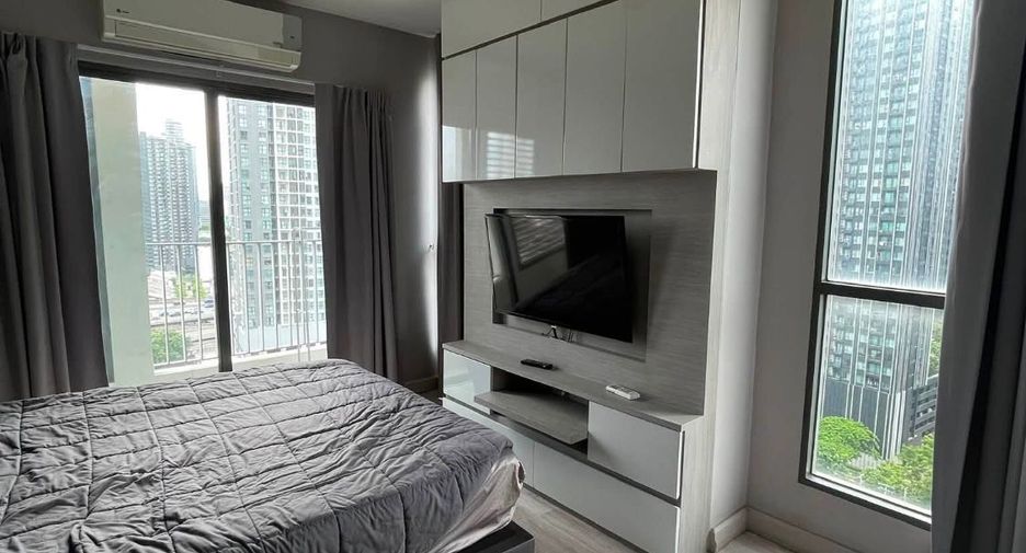 For rent 2 ベッドルーム condo in Huai Khwang, Bangkok