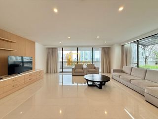 For rent 4 bedrooms apartment in Khlong Toei, Bangkok