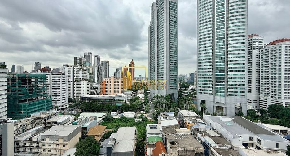 For rent 4 bedrooms apartment in Khlong Toei, Bangkok