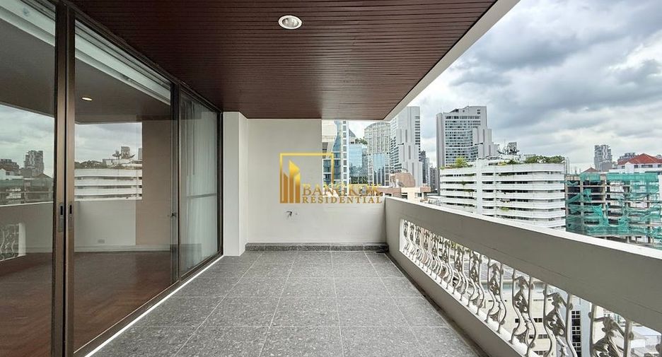 For rent 4 bedrooms apartment in Khlong Toei, Bangkok