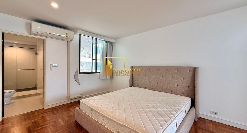 For rent 4 bedrooms apartment in Khlong Toei, Bangkok