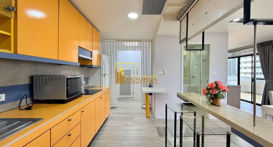 For rent 2 bedrooms condo in Watthana, Bangkok