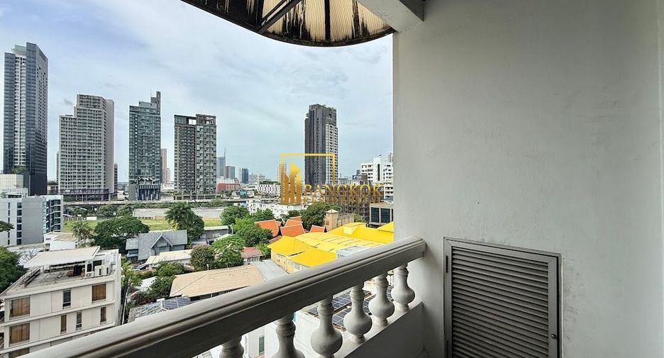 À louer 3 chambres appartement à Din Daeng, Bangkok