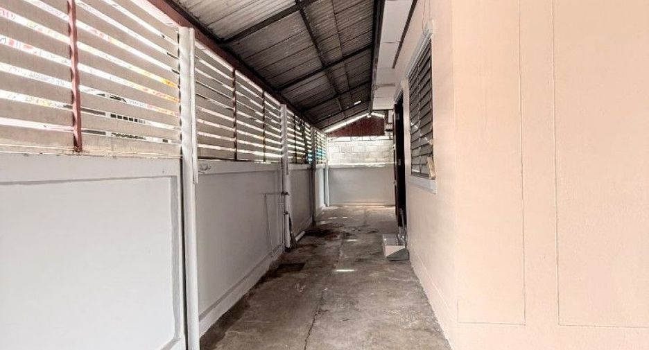 出售 2 卧室 独立屋 在 Phan Thong, Chon Buri