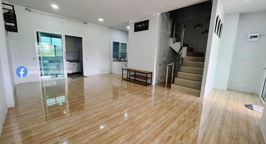 For sale 3 bedrooms house in Mueang Sa Kaeo, Sa Kaeo