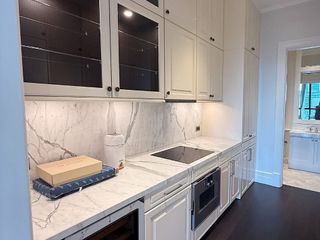 For rent and for sale 2 bedrooms condo in Pathum Wan, Bangkok
