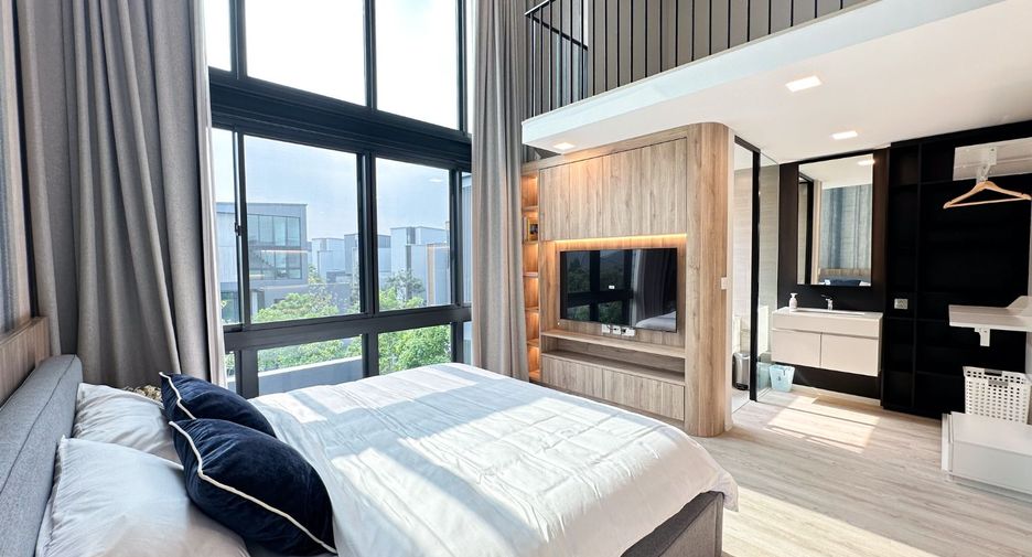 Haus zur Miete und zum Kauf mit 4 Zimmer in Saphan Sung, Bangkok