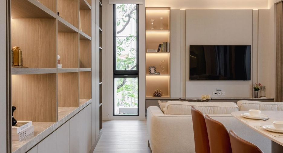 Haus zur Miete und zum Kauf mit 4 Zimmer in Saphan Sung, Bangkok