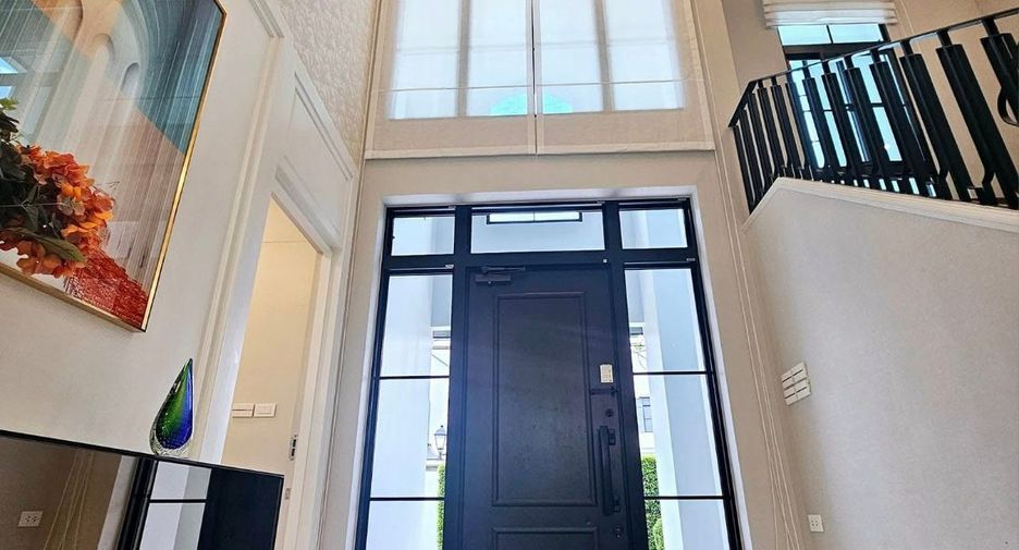 Haus zur Miete und zum Kauf mit 5 Zimmer in Saphan Sung, Bangkok