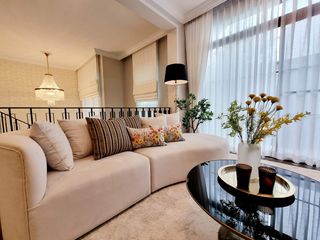 Haus zur Miete und zum Kauf mit 5 Zimmer in Saphan Sung, Bangkok
