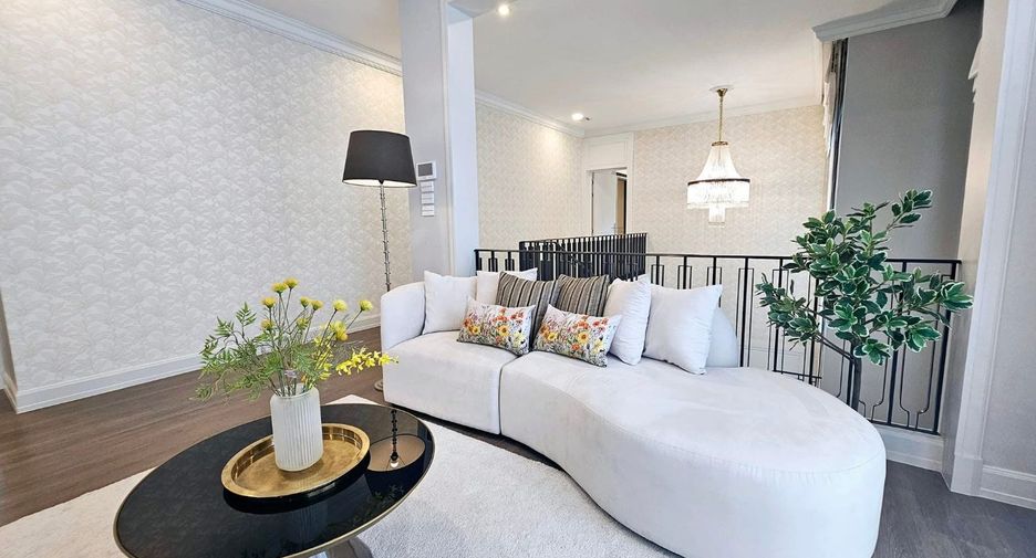 Haus zur Miete und zum Kauf mit 5 Zimmer in Saphan Sung, Bangkok