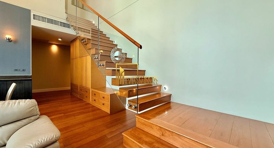 For rent 3 bedrooms condo in Khlong Toei, Bangkok