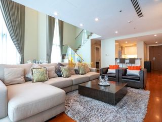 À louer 3 chambres condo à Khlong Toei, Bangkok