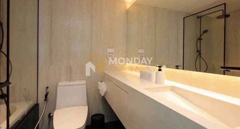 For sale 1 Beds condo in Khlong Toei, Bangkok