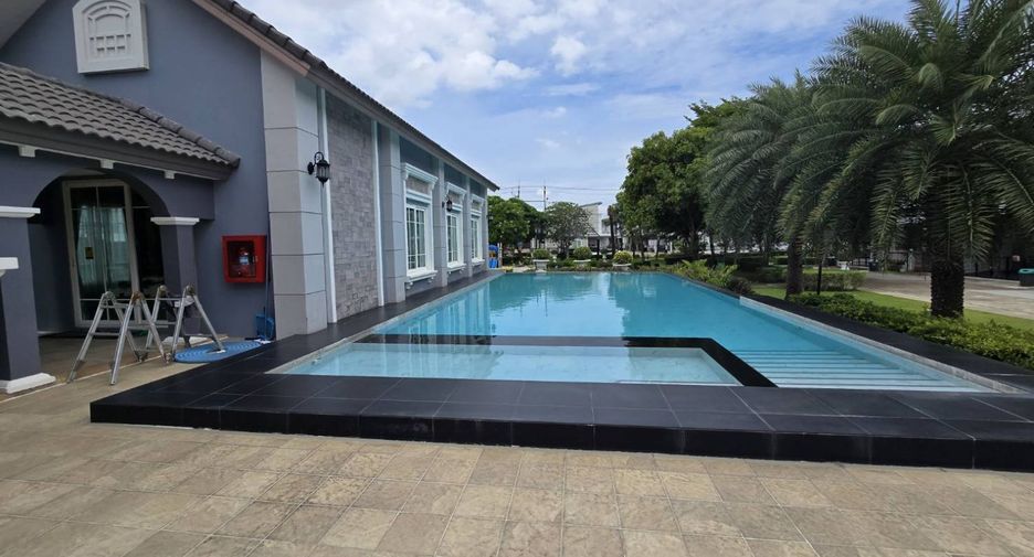 Casa adosada en venta de 4 habitaciones en Chom Thong, Bangkok