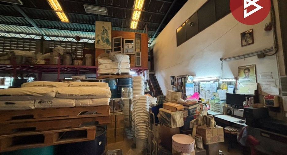 For sale warehouse in Mueang Samut Prakan, Samut Prakan