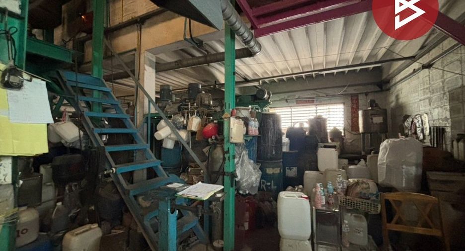 For sale warehouse in Mueang Samut Prakan, Samut Prakan