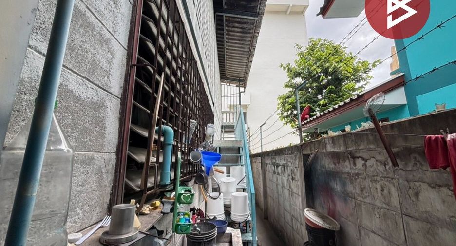 For sale warehouse in Mueang Samut Prakan, Samut Prakan