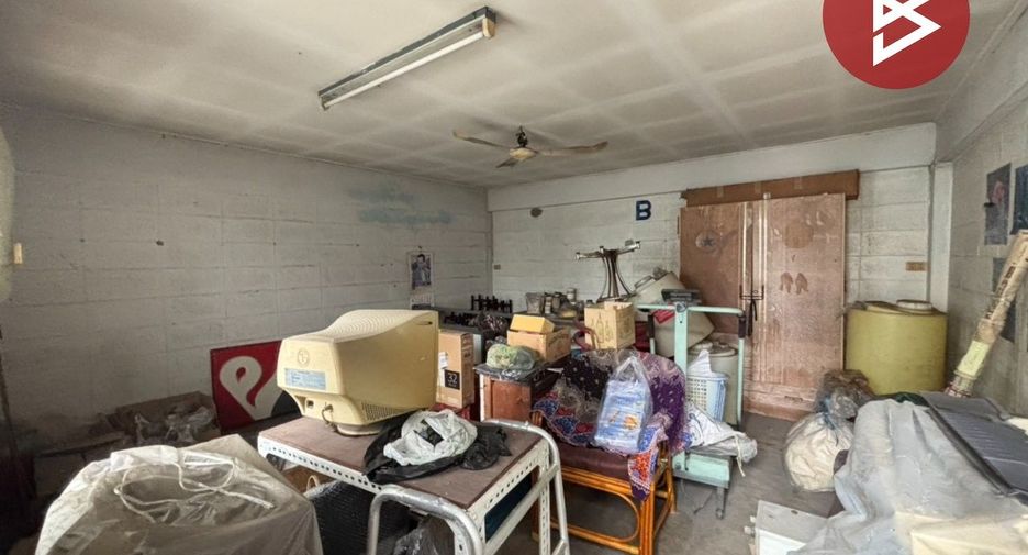 For sale warehouse in Mueang Samut Prakan, Samut Prakan