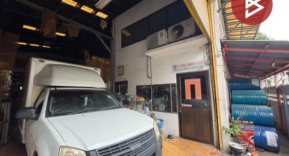 For sale warehouse in Mueang Samut Prakan, Samut Prakan